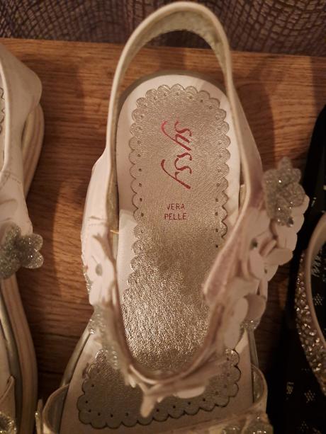 Sandálky a žabky v.35, 35