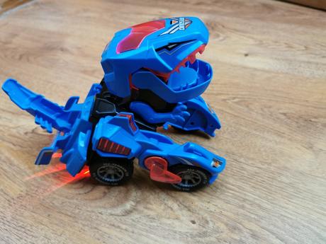 Robotický dino automobil, 