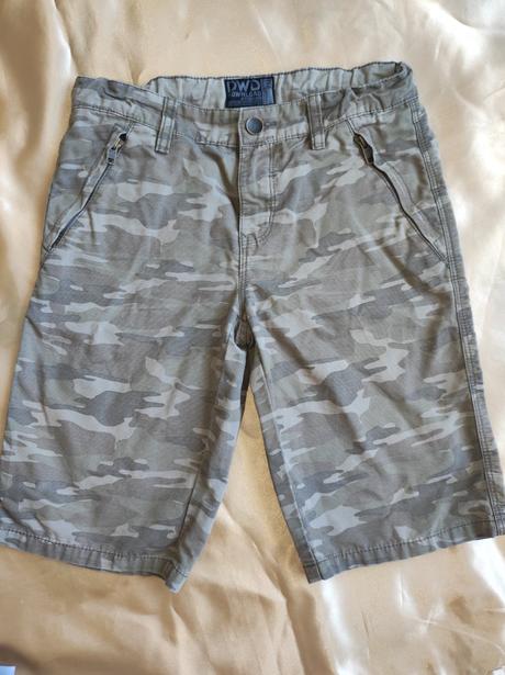 Maskovacie kraťasy, c&a,146