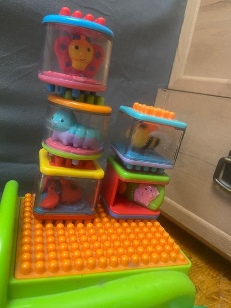 Krokodíl fisher price,