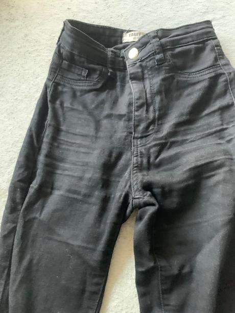 Dievcenske rifle, tally weijl,158