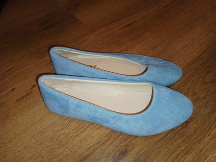 1x obuté balerínky, 36