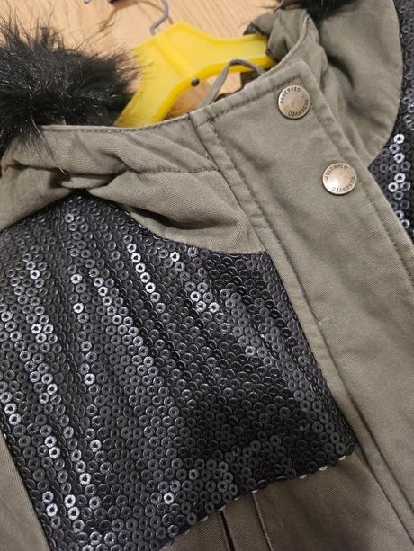 Teplá kožušinová bunda 152 darujem, reserved,152