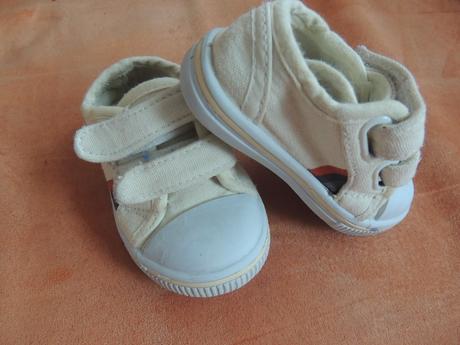 Tenisky na suchy zips, 20