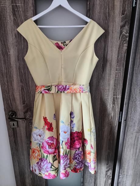 Spoločenské šaty, m