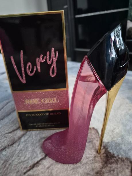 Parfem very cool girl,