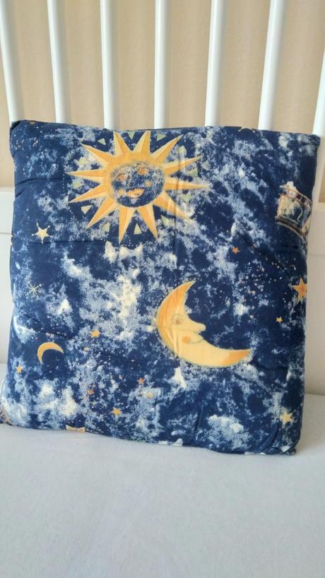 Vankúš slnko mesiac hviezdy, 