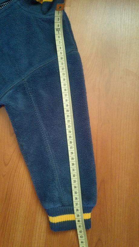 Hrejiva flisova mikina, 104