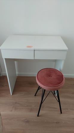 Kozmeticky , stolik, toaletny, 