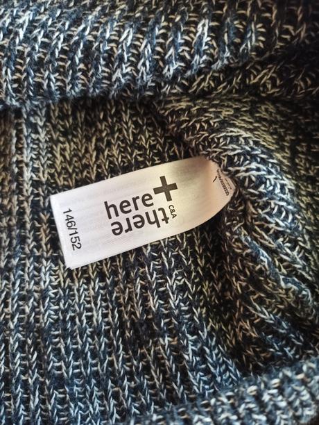 Sveter, pekný stav, 146/152, c&a,146