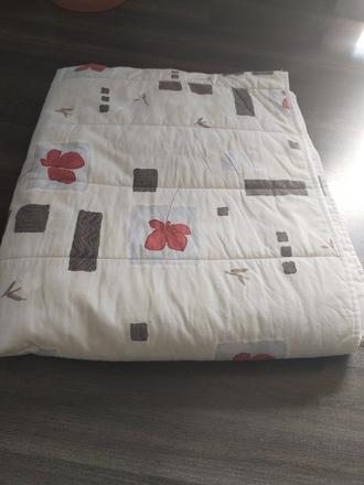Prešívaná dekoračná prikrývka / prehoz scanquilt, 