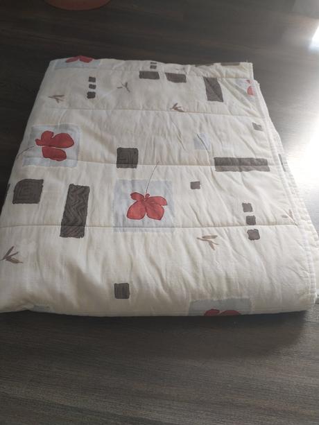 Prešívaná dekoračná prikrývka / prehoz scanquilt,