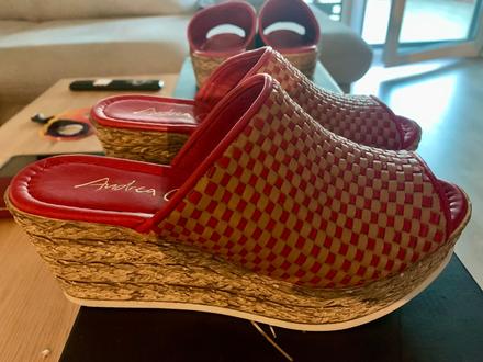 Darujem damske topánky ( nové ), 35 / 36