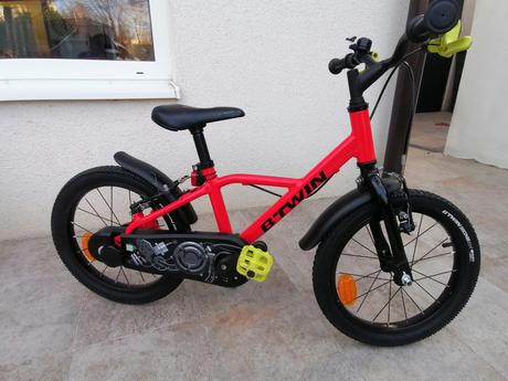 Odľahčený detsky bicykel btwin 900, 16