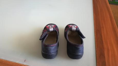 Predám topánky, domáce obutie, 24