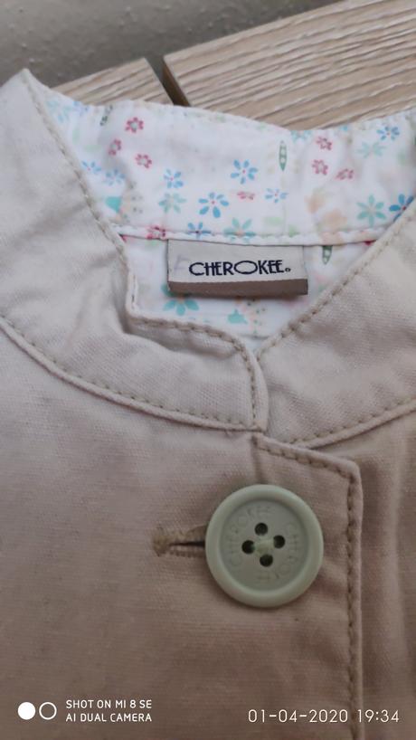Bundička s krásnymi vysivkami, cherokee,98