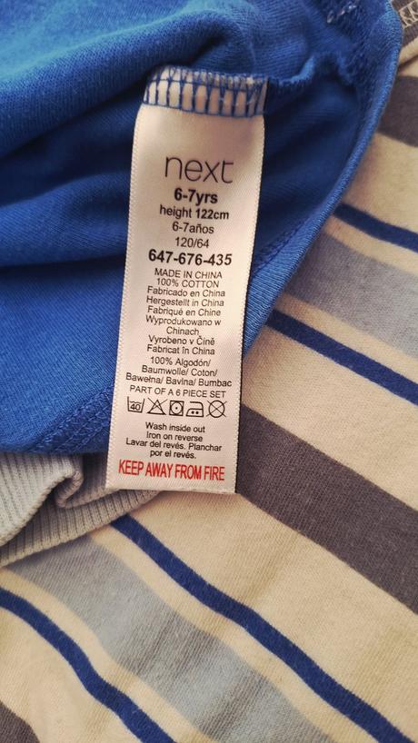 2x pyzamo dinosaurus, next,122