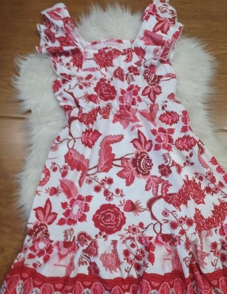 Kvetovane šatky, 134 / 140