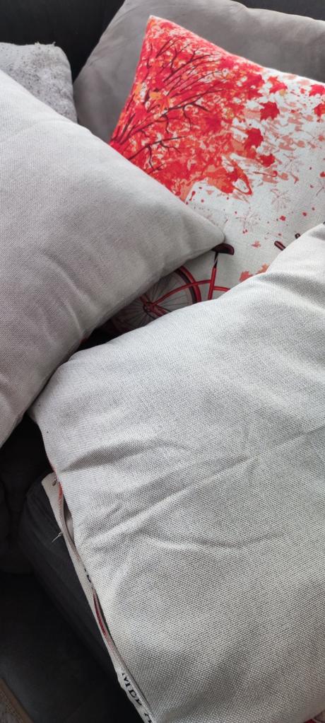 4ks jesenných vankúšov na gauč,