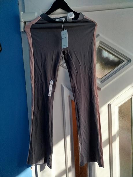 Legíny 158/164, reserved,158