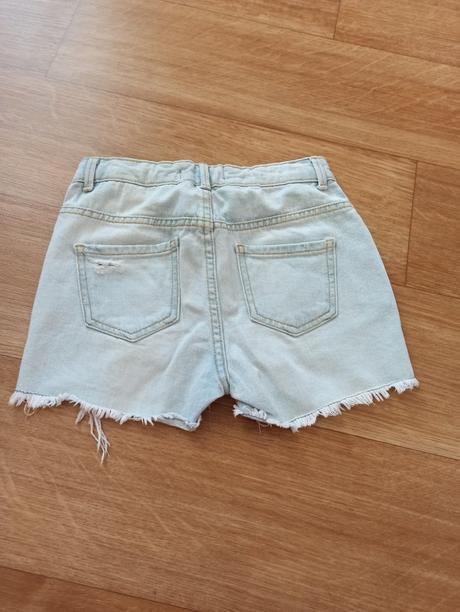 Kraťasy, reserved,128