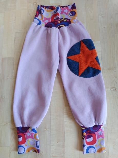 Hrubé tepláky, 104