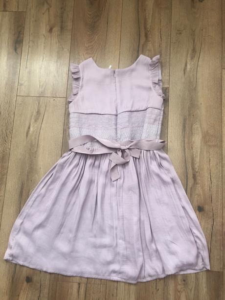 Dievcenske saty next, next,152