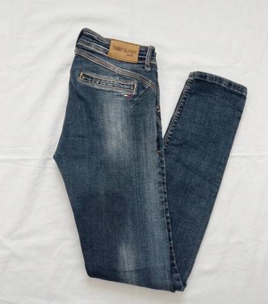 Damske rifle tommy hilfiger xs, tommy hilfiger,xs