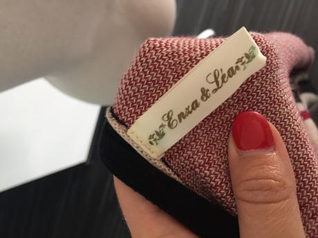 Značkovy a kvalitny svetrík xs/s, xs