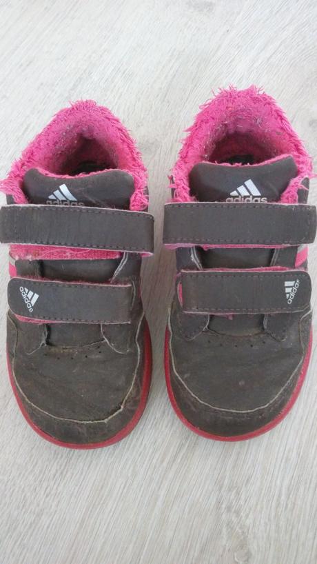 Tenisky adidas na dvor, adidas,24