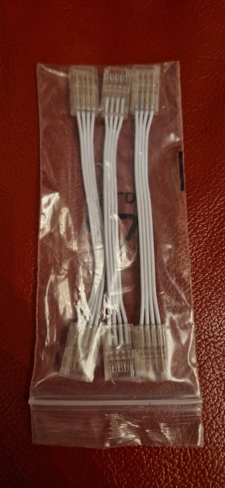 Rgb led pásové spojky (4-pin konektory s káblikom), 