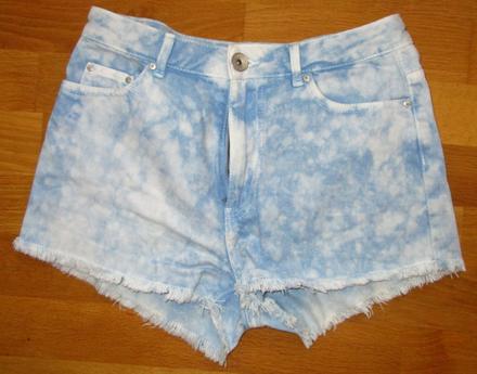Batikovane riflove šortky zn. cropp, v. 36, s
