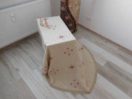 Obrus krémový -priemer-175 cm,, 