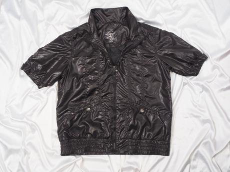 Kvalitná prechodná bunda, 44