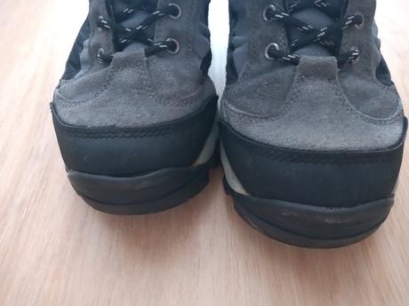 Trekové topánky, 37