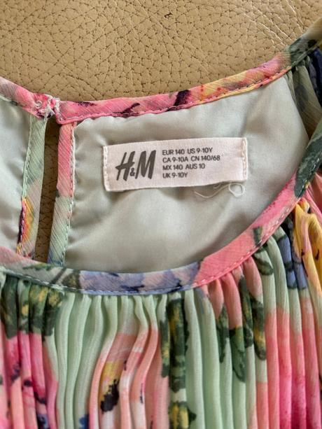 Veselé skladané kvetinkové šaty, h&m,140