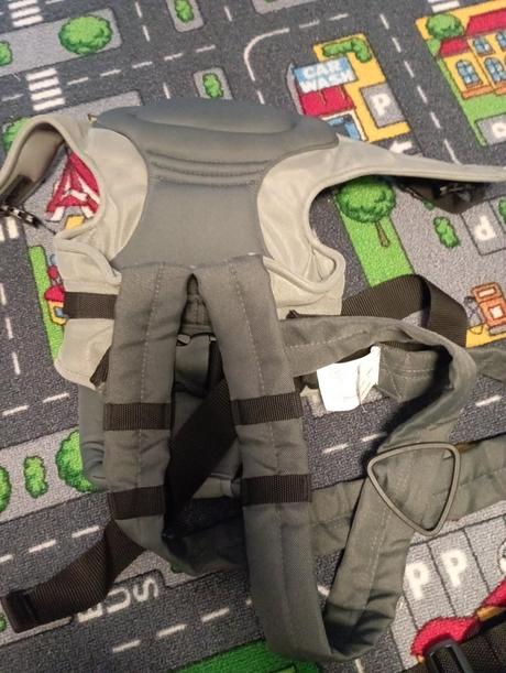 Nosic, klokanka, womar zaffiro