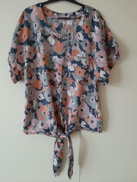 Saténový top, atmosphere,36