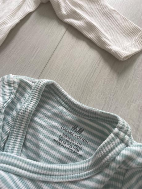 Krasny set - 2x body a teplaciky, h&m,56