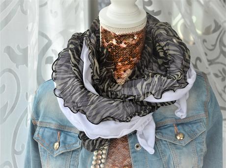 Dvojitý šál -zebra, 