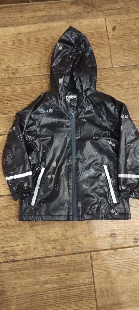 Nepremokavá bunda, lupilu,98