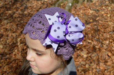 Háčkovaná čiapočka s kvetom, <50 - 158