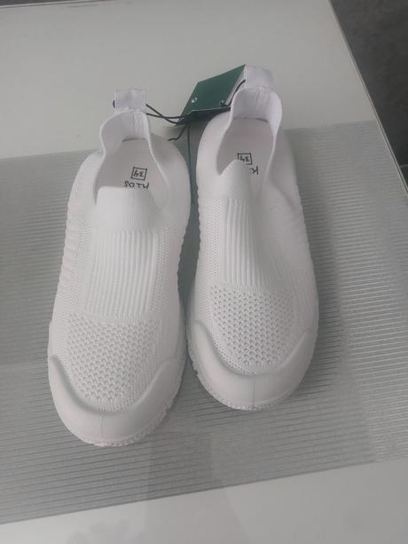 Dievčenské plátenky nasúvacie, 34