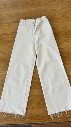 Biele široké rifle, zara,134