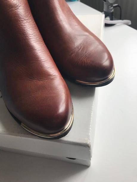 Kožené topánky caprice, 39