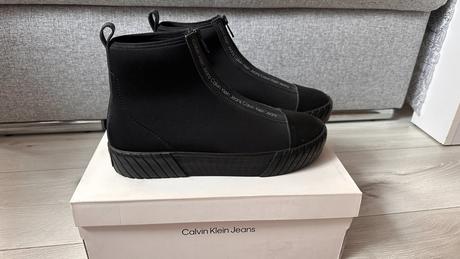 Pánske,kvalitné čižmy calvin klein, 40