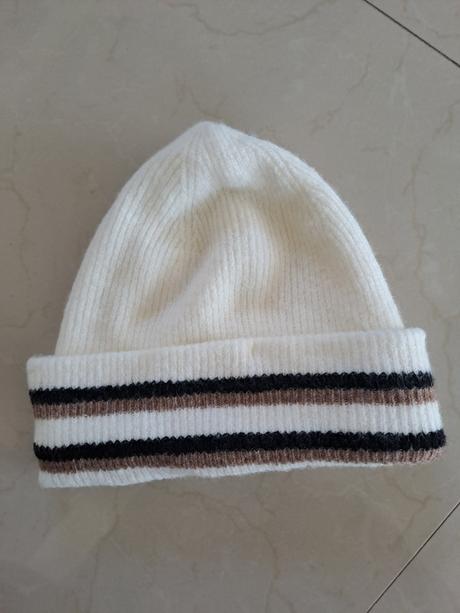 Reserved čiapka, reserved