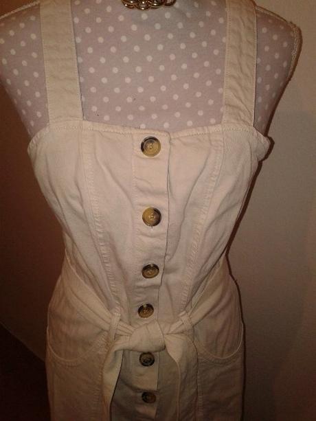 1x oblečené krémové rifľové šaty reserved 38, reserved,38