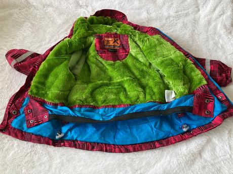 Killtec vetrovka, 104