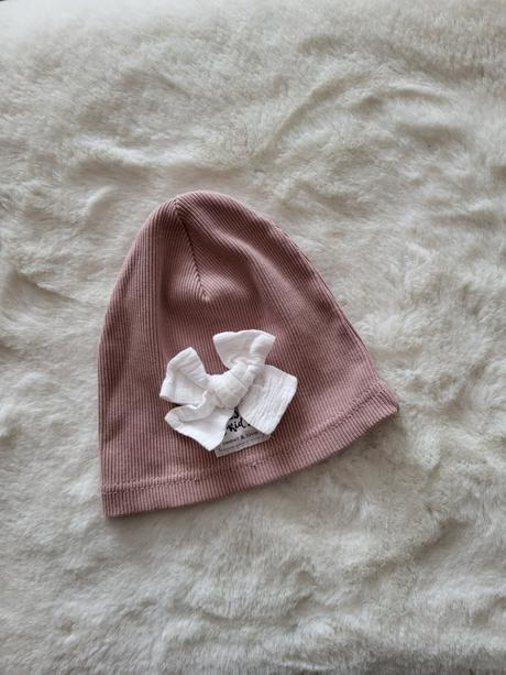 Čiapka s mašlou, 80